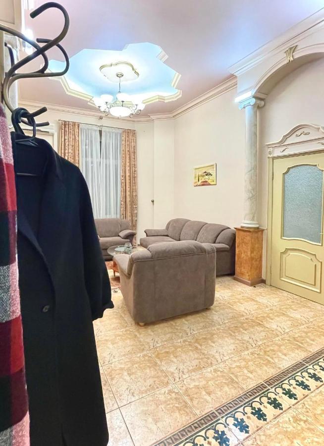 基輔Great One Bed Right Near Opera House公寓 外观 照片