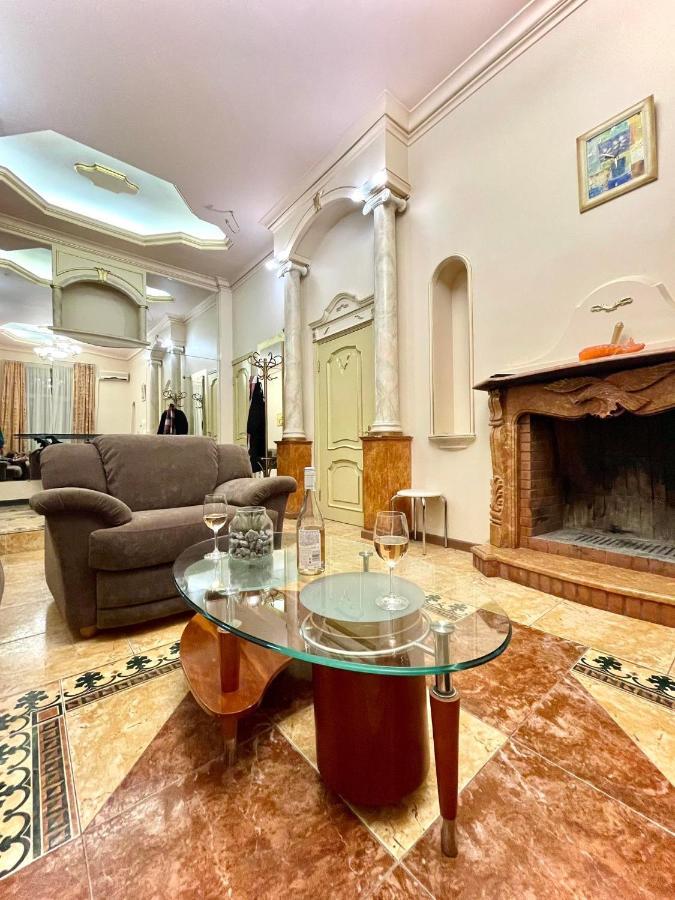 基輔Great One Bed Right Near Opera House公寓 外观 照片