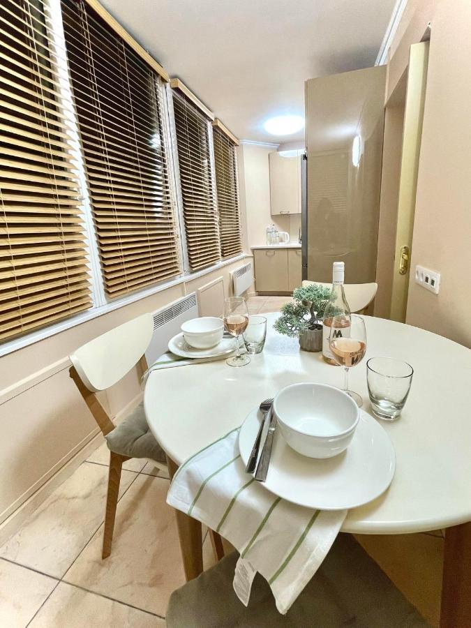 基輔Great One Bed Right Near Opera House公寓 外观 照片